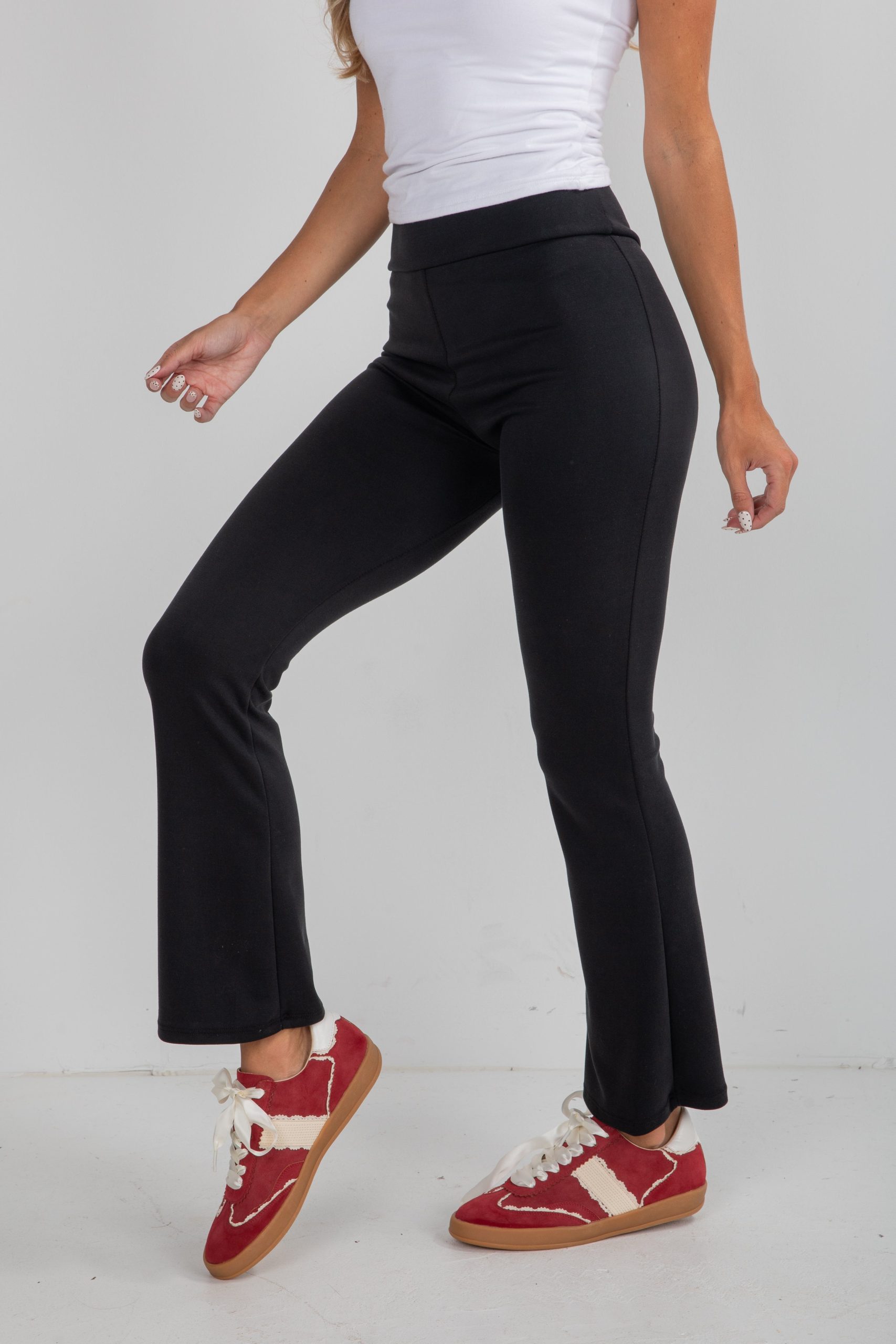 shopdressup_black_lounge_pants-4_d256f976-ba30-4082-9529-5bf42a6923ea.jpg