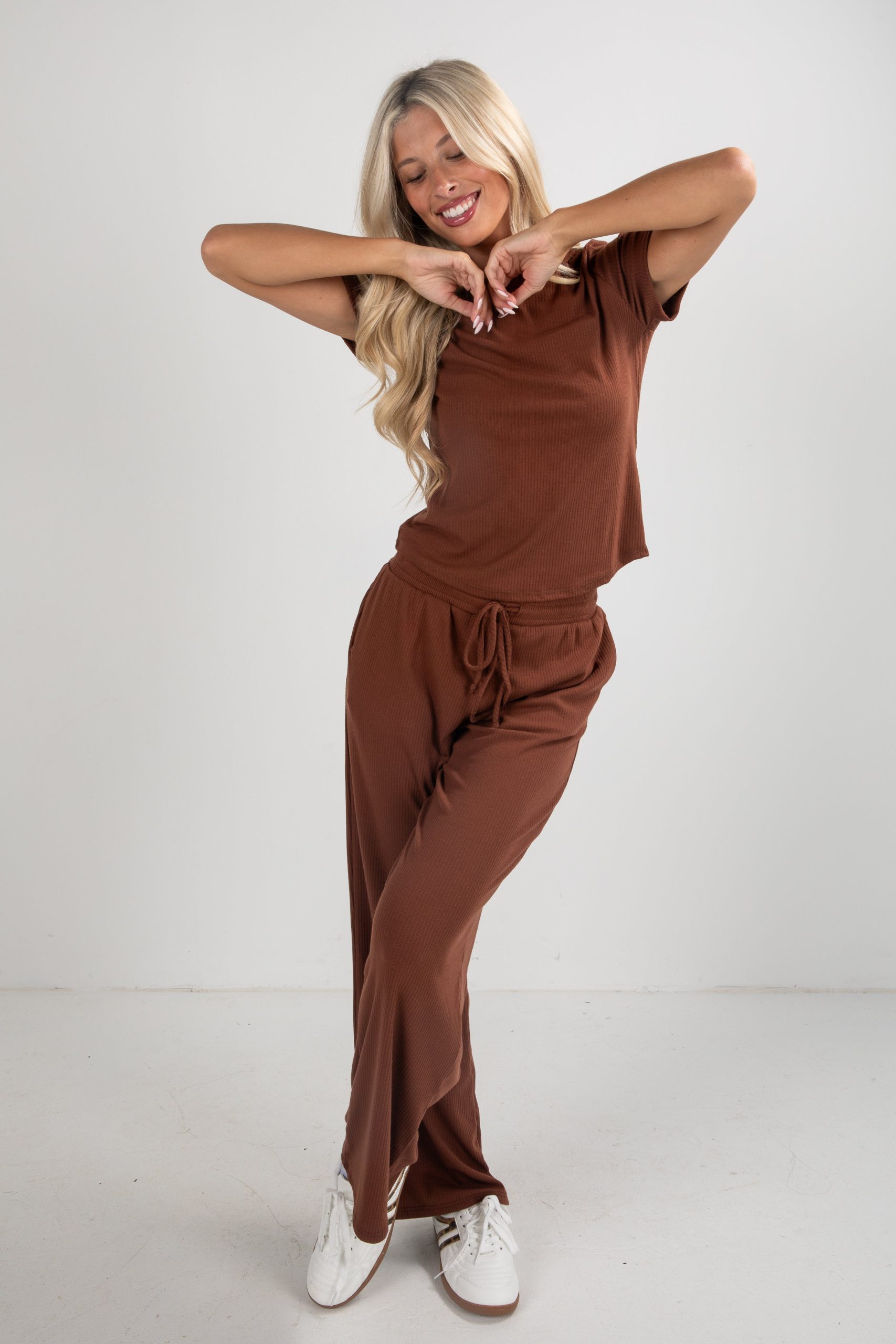 shopdressup_brown_ribbed_knit_pant.jpg