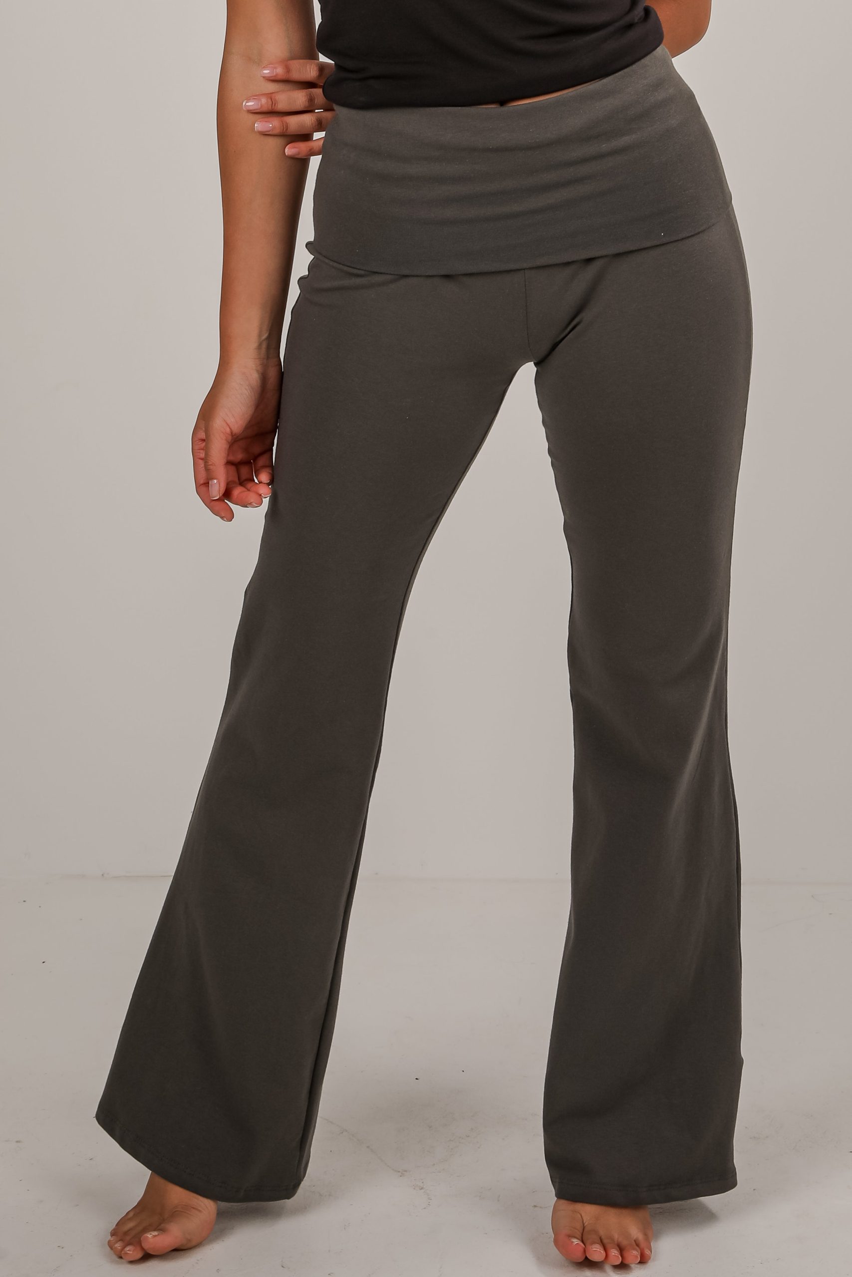 shopdressup_grey_lounge_pants-2.jpg