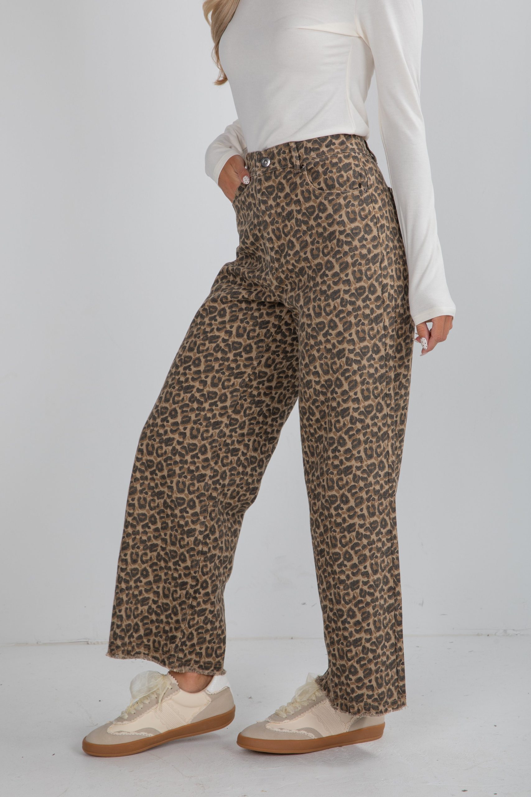 shopdressup_leopard_wide_leg_jeans-6.jpg